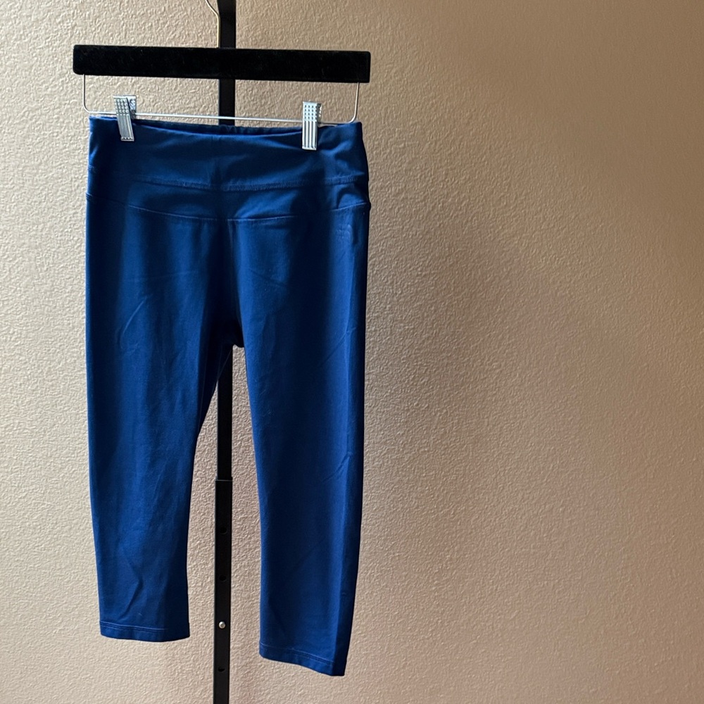 The North Face Cropped Capri Flash Dry Leggings Blue Women’s Size M